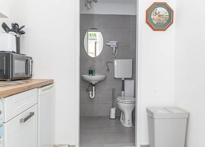 Stunning 1br - Near Akh Building For Everyone Bécs