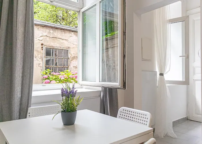 Stunning 1br - Near Akh Building For Everyone Bécs